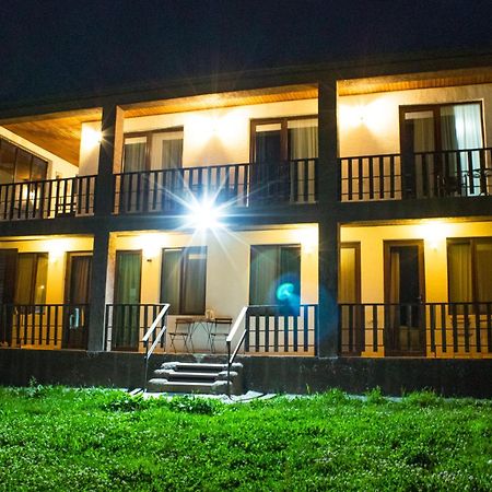 Elsada Hotel Kazbegi Bagian luar foto