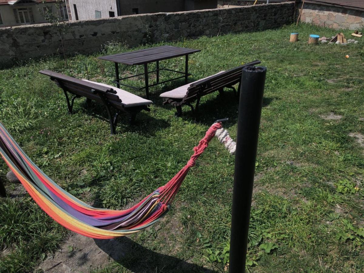 Elsada Hotel Kazbegi Bagian luar foto