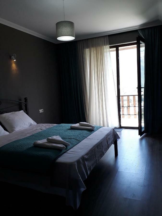 Elsada Hotel Kazbegi Bagian luar foto